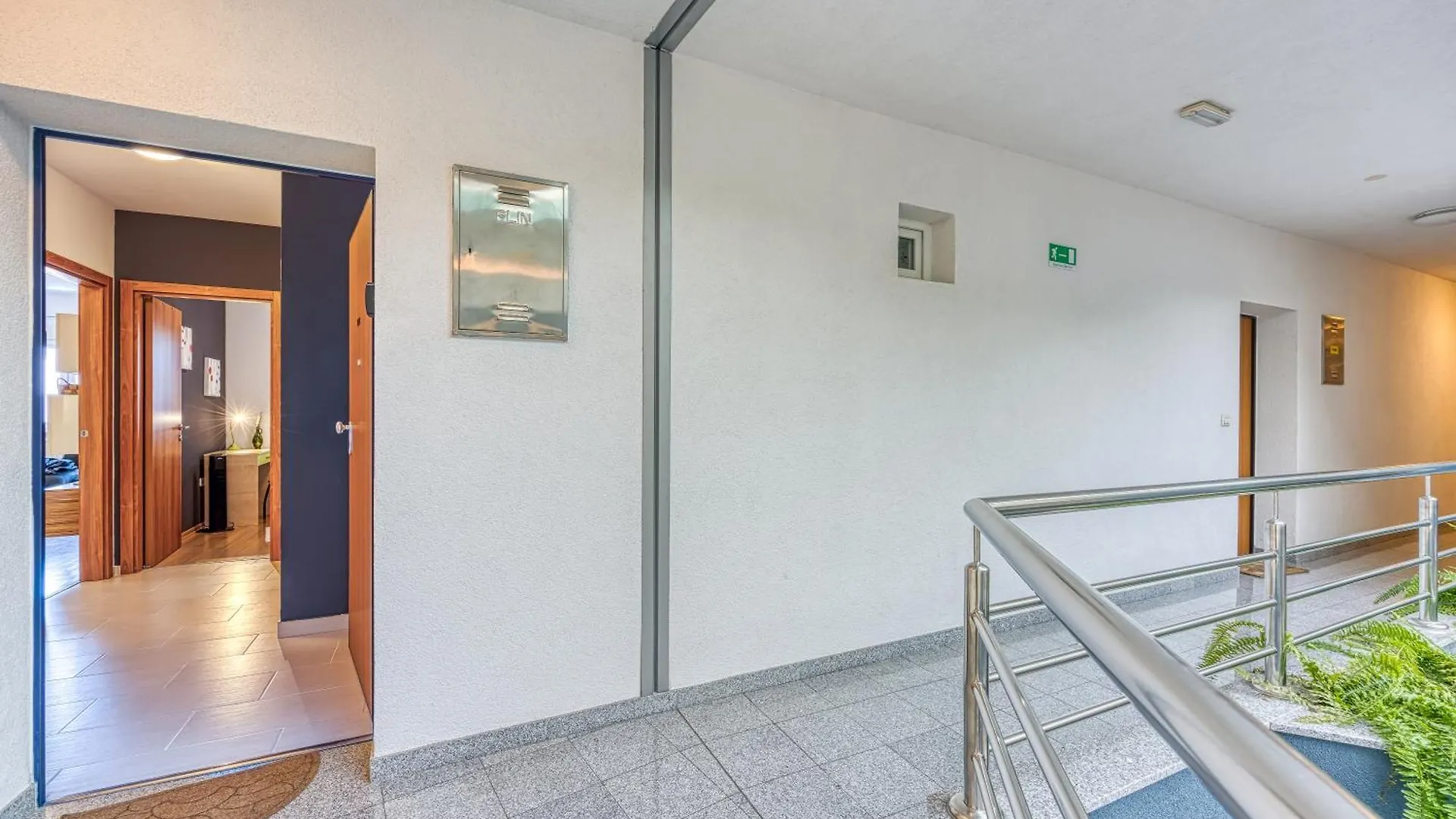 Apartment Dea - Three Bedroom Apartment 普拉 克罗地亚