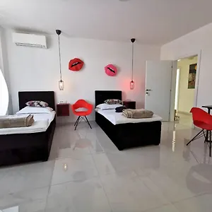 Litore Apartment