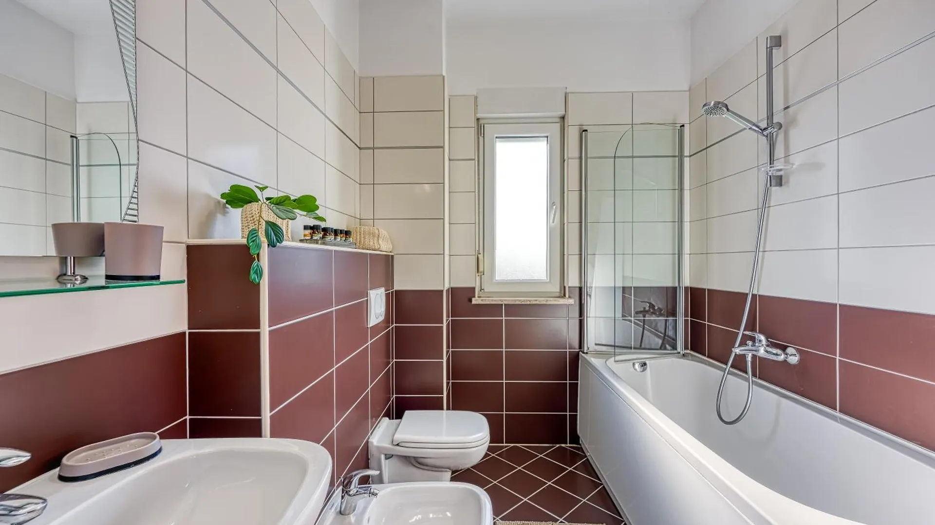 PUY Apartment Dea - Three Bedroom Apartment  פולה