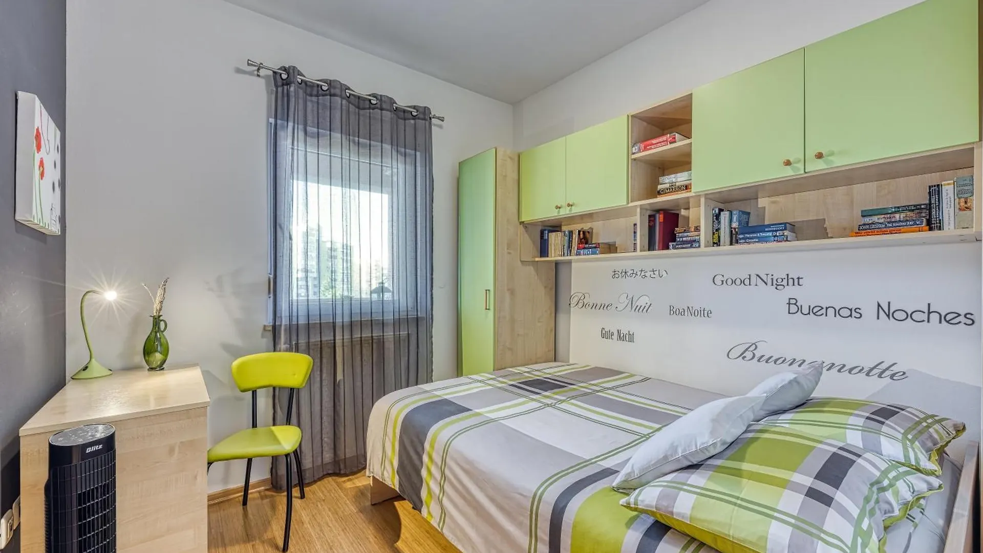 PUY Apartment Dea - Three Bedroom Apartment 0*, פולה קרואטיה