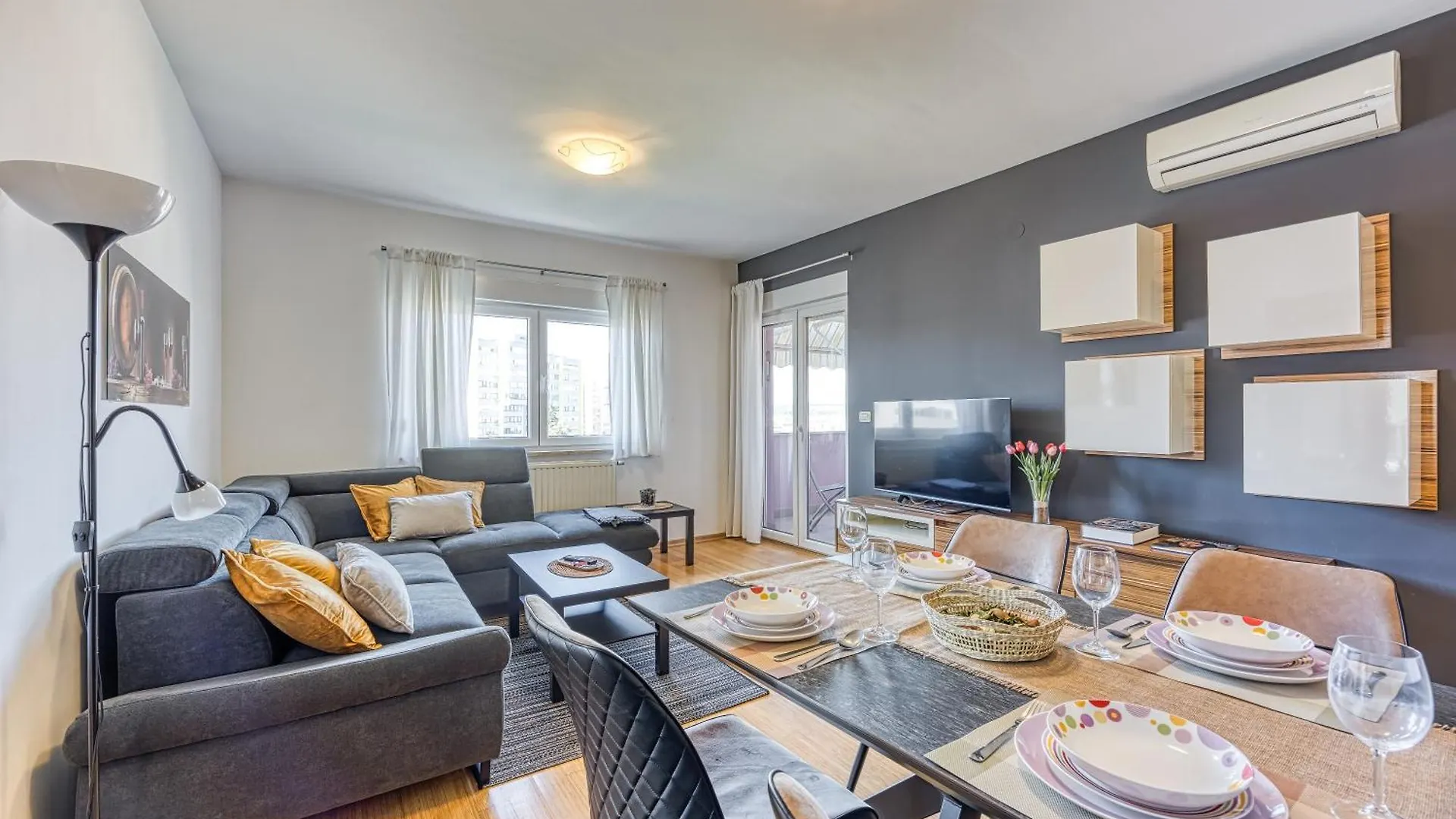 PUY Apartment Dea - Three Bedroom Apartment